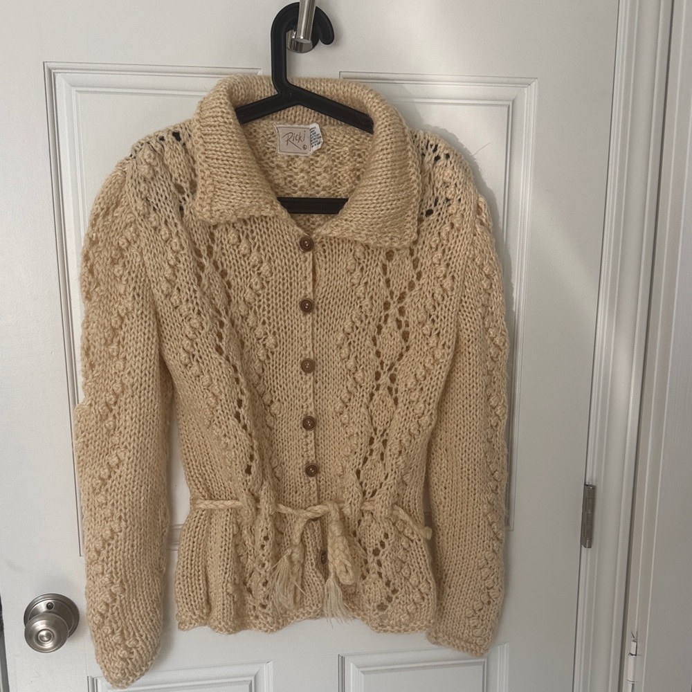 Ricki Vintage Beige Knit Cardigan for Fall with Button Front